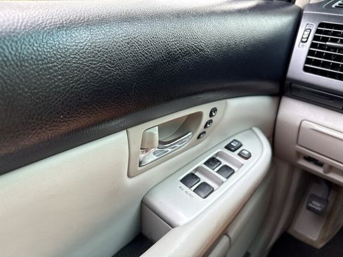 Used 2006 Lexus RX 400h AWD image 42