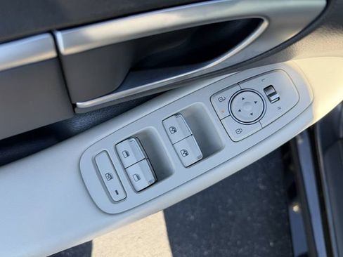 Used 2024 Hyundai Sonata SEL FWD image 10