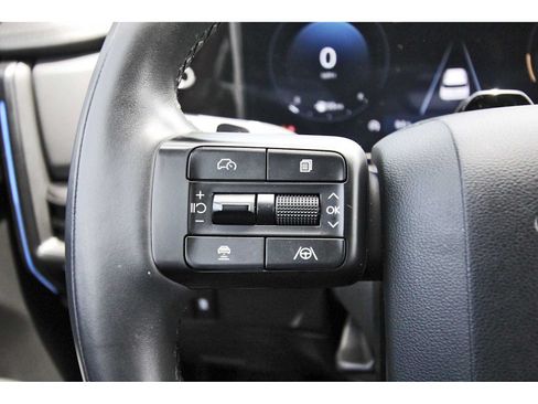 Used 2025 Hyundai Santa Fe Calligraphy AWD/4WD image 16