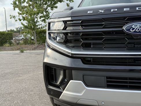 New 2026 Ford Expedition Max Platinum AWD/4WD image 10