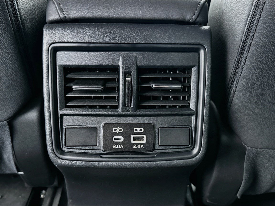 Used 2026 Subaru Outback Premium AWD/4WD image 16
