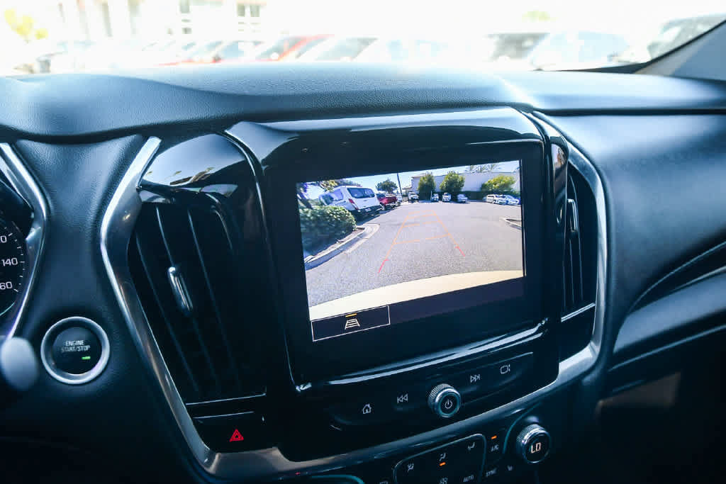Used 2023 Chevrolet Traverse LT FWD image 20