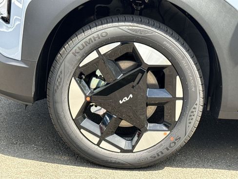 New 2027 Kia Seltos S AWD/4WD image 17