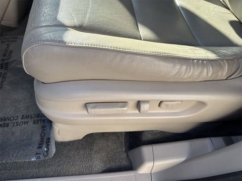 Used 2017 Honda Odyssey EX-L image 40