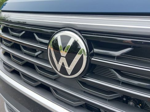 New 2026 Volkswagen Atlas Cross Sport SE AWD/4WD image 10
