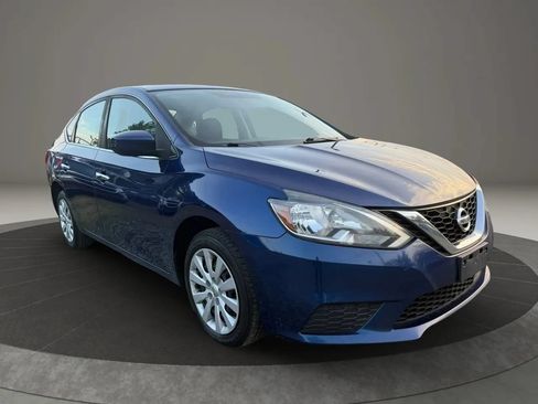 Used 2019 Nissan Sentra S FWD image 3
