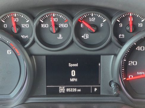 Used 2019 Chevrolet Silverado 1500 Custom w/ Custom Convenience Package image 32