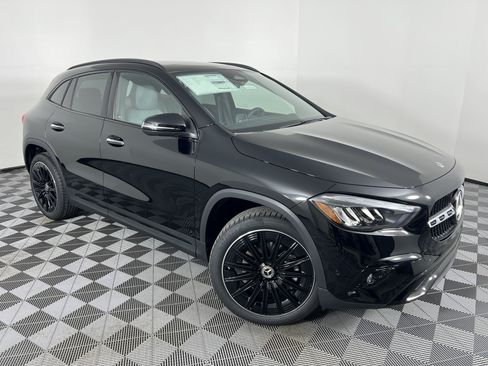 New 2026 Mercedes-Benz GLA 250 4MATIC image 2