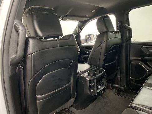 Used 2024 RAM 1500 Laramie image 16