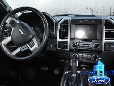 Used 2015 Ford F150 Platinum w/ Equipment Group 701A Luxury image 18