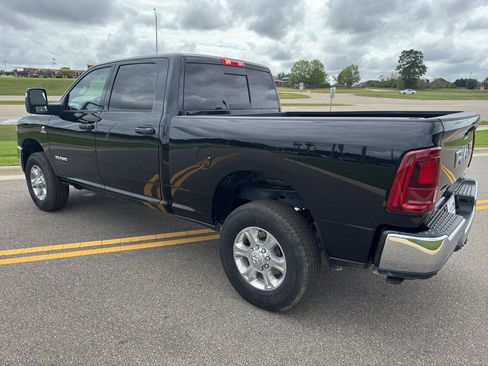 New 2026 RAM 2500 Big Horn AWD/4WD image 8