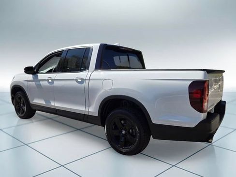 Certified 2023 Honda Ridgeline Black Edition image 8