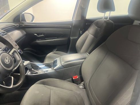 Certified 2023 Hyundai Tucson SE image 8