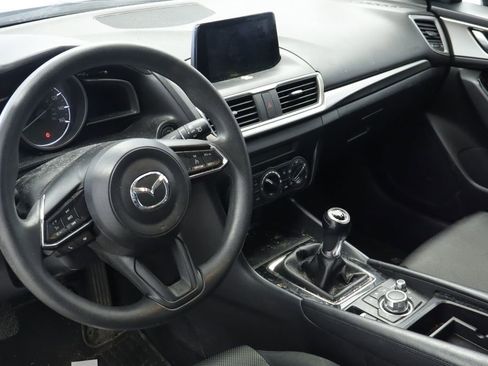 Used 2017 MAZDA MAZDA3 Sport FWD image 23
