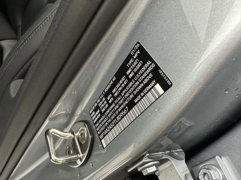 New 2026 Porsche Macan Turbo image 18