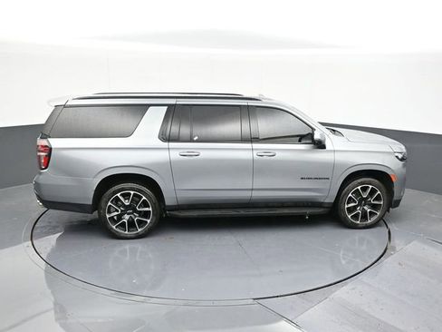 Used 2023 Chevrolet Suburban RST w/ Sport Performance Package image 66