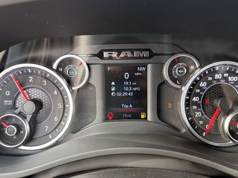 New 2026 RAM 2500 Big Horn AWD/4WD image 24