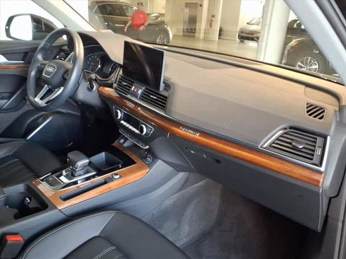 Used 2023 Audi Q5 2.0T Premium w/ Convenience Package image 21