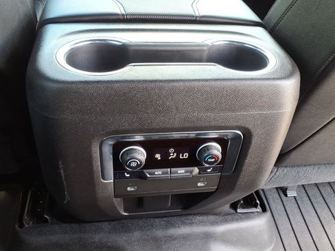 Used 2021 Chevrolet Tahoe RST w/ Luxury Package RWD image 14