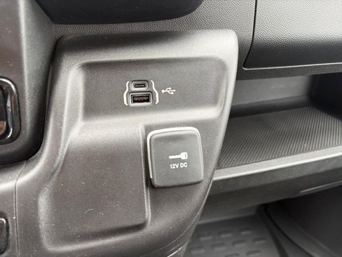 Used 2023 RAM ProMaster 3500 FWD image 27