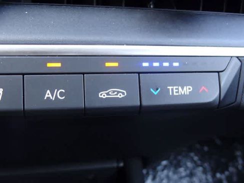 Used 2025 Kia K4 FWD image 29