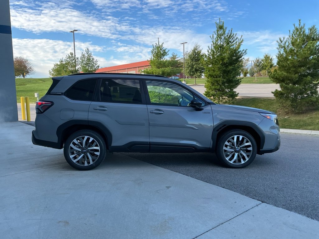 New 2026 Subaru Forester Touring AWD/4WD image 17