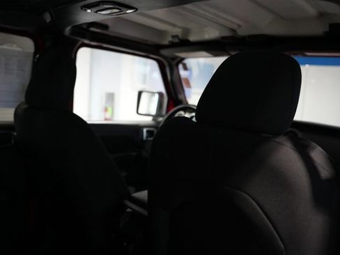 Used 2019 Jeep Wrangler Unlimited Sport S image 18