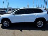 Used 2019 Jeep Cherokee Latitude w/ Popular Appearance Group image 5