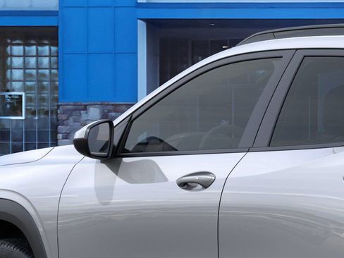 New 2026 Chevrolet Trax LT w/ LT Convenience Package FWD image 13