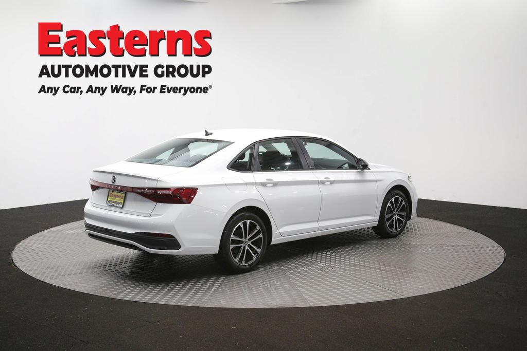 Used 2025 Volkswagen Jetta Sport FWD image 41