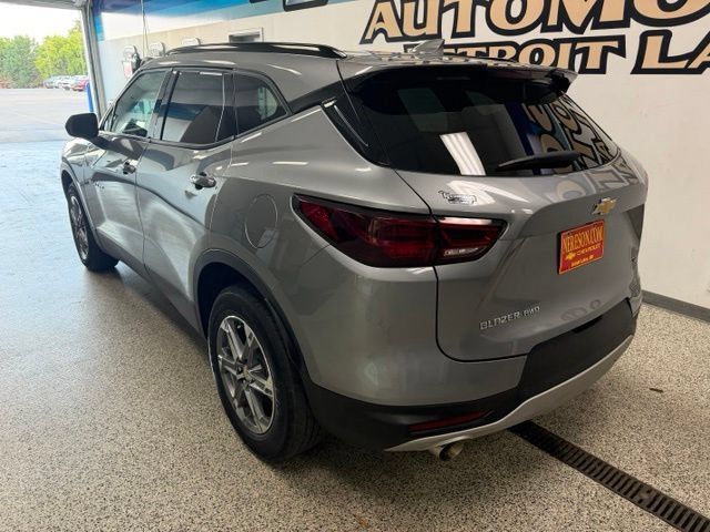 Used 2024 Chevrolet Blazer LT w/ Convenience Package AWD/4WD image 7