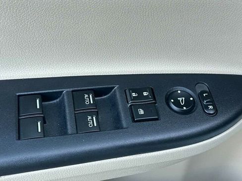 Used 2017 Honda Accord EX-L image 13