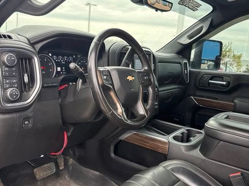 Used 2020 Chevrolet Silverado 3500 High Country w/ Z71 Off-Road Package AWD/4WD image 7