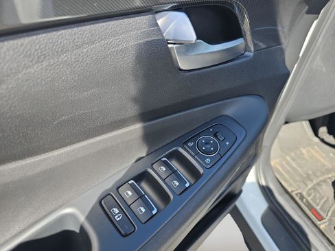 Certified 2022 Hyundai Santa Fe SEL image 21