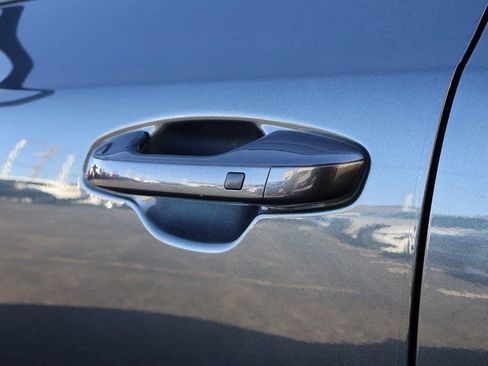 Used 2022 Kia Telluride EX w/ EX Premium Package image 21