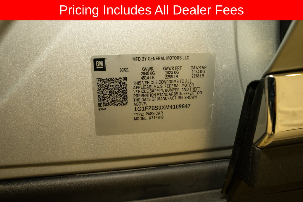 Used 2021 Chevrolet Bolt Premier w/ Infotainment Package FWD image 22