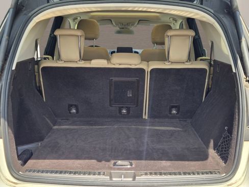 Used 2019 Mercedes-Benz GLE 400 4MATIC image 12