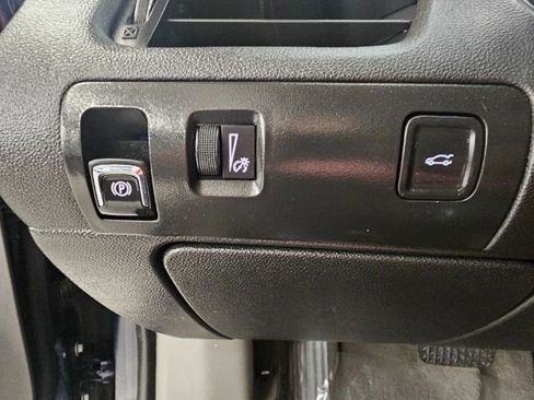 Used 2017 Chevrolet Impala LS image 14