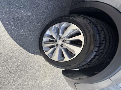 Used 2020 Buick Encore Preferred image 15