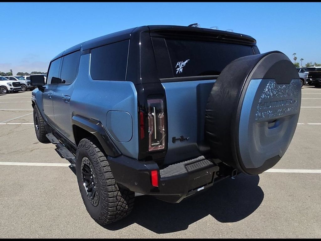 Used 2024 GMC Hummer EV 3X w/ Omega Edition AWD/4WD image 4