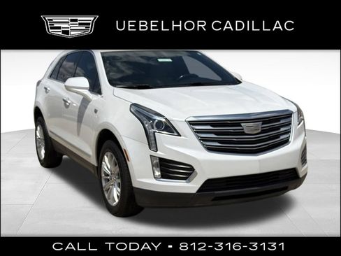 Used 2017 Cadillac XT5 FWD image 1