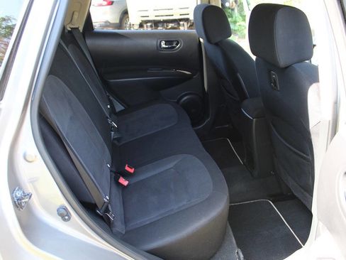 Used 2012 Nissan Rogue S w/ Special Edition Pkg FWD image 33