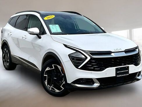 Certified 2025 Kia Sportage SX AWD/4WD image 3