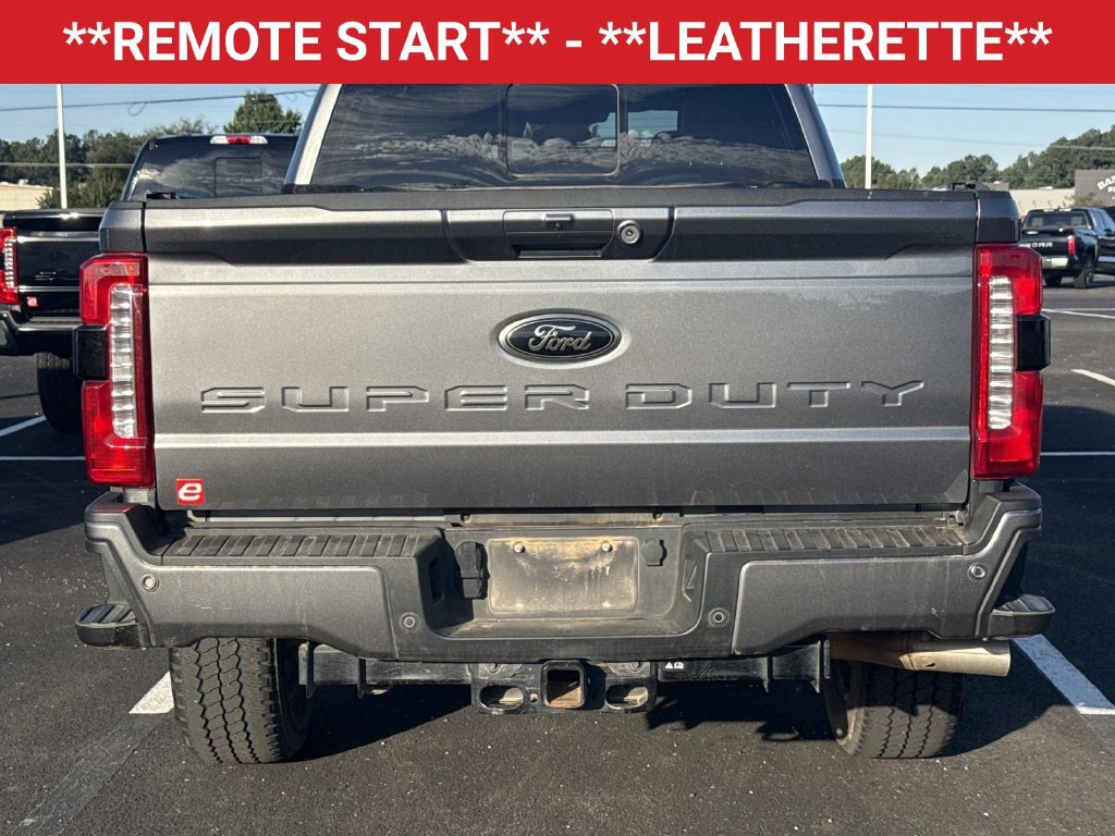 Used 2025 Ford F250 Lariat w/ Black Appearance Package AWD/4WD image 3