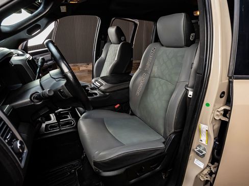 Used 2018 RAM 2500 Power Wagon image 28