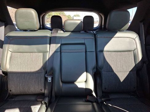 Used 2022 Ford Explorer Timberline image 14