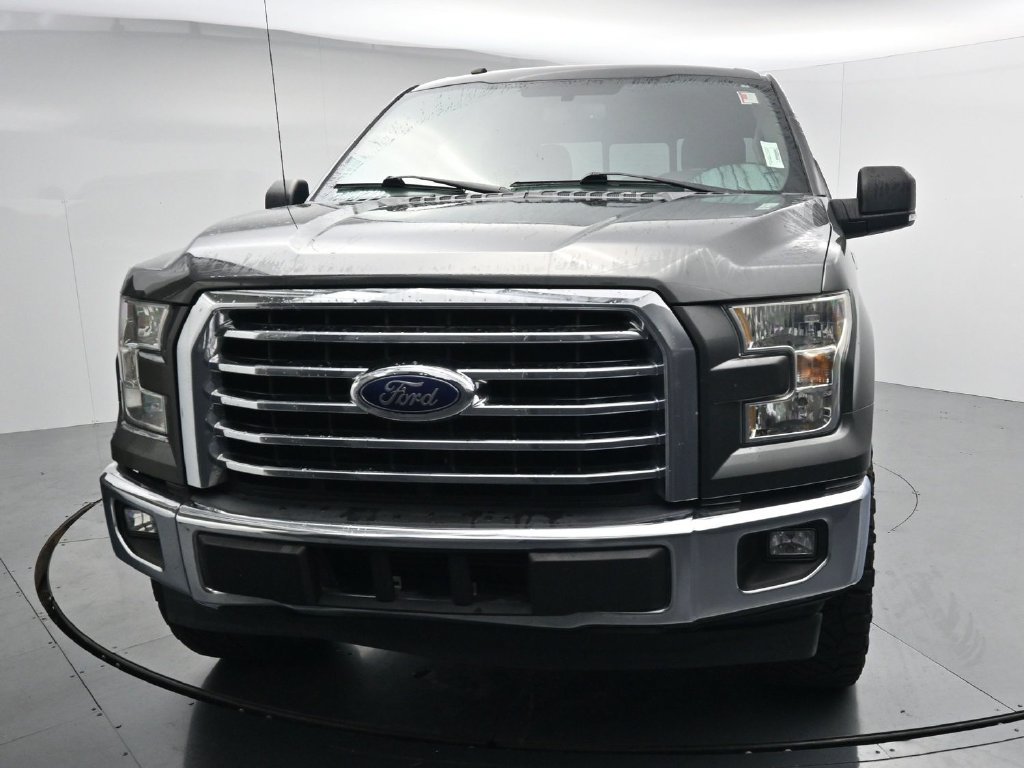 Used 2017 Ford F150 XLT w/ Equipment Group 302A Luxury RWD image 3