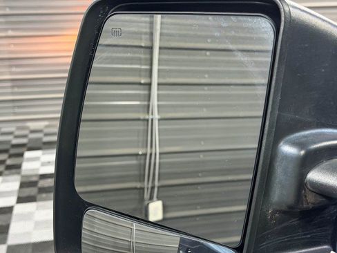 Used 2019 Nissan NV 3500 SL image 35