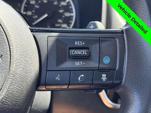 Used 2021 Nissan Rogue SV AWD/4WD image 12