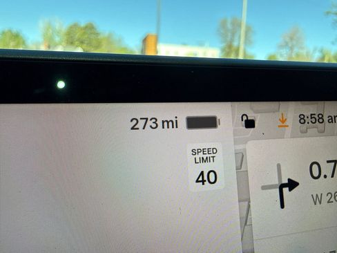 Used 2022 Tesla Model Y Long Range AWD/4WD image 50